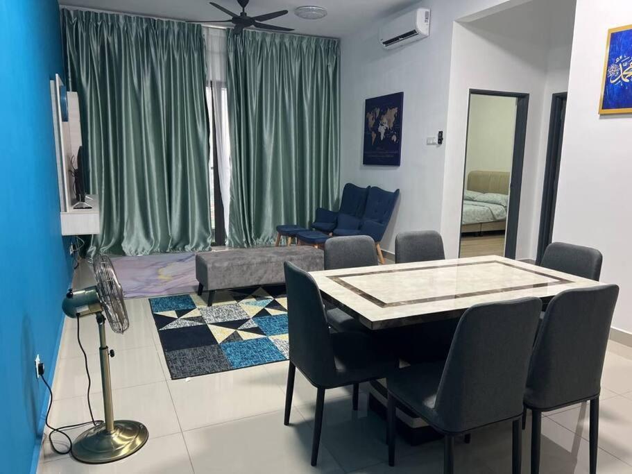 Mt Stay @ Aera Residence Petaling Jaya Exterior photo